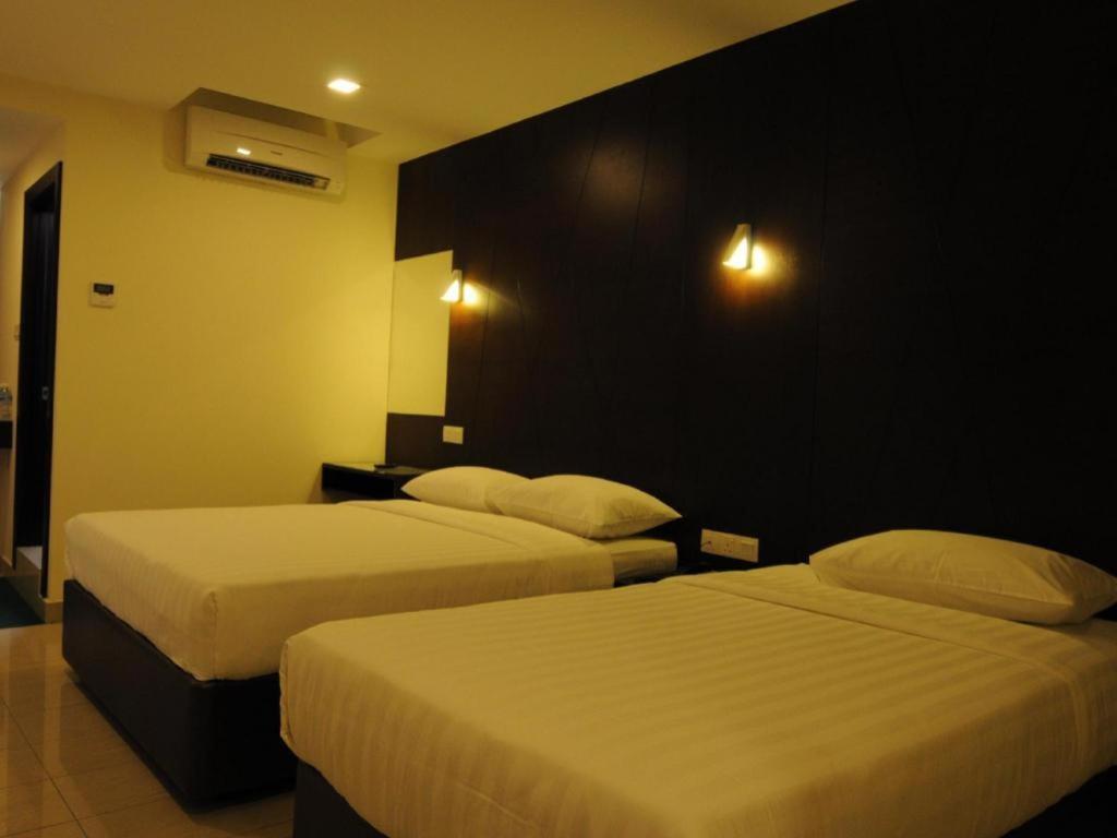 Cathay Hotel Kota Kinabalu Ngoại thất bức ảnh