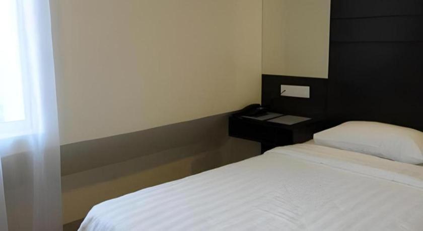 Cathay Hotel Kota Kinabalu Ngoại thất bức ảnh