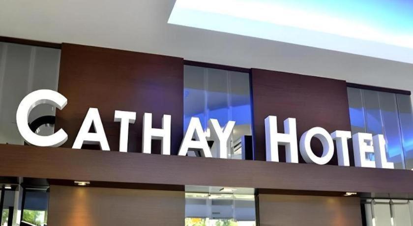 Cathay Hotel Kota Kinabalu Ngoại thất bức ảnh